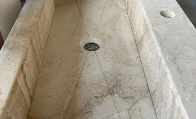 Fabrication et pose d'une vasque en perlato de Sicile à La Ciotat, Marseille 5ème arrondissement, Marbrerie Pilati et Fils